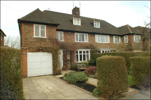 09 Chalton Drive